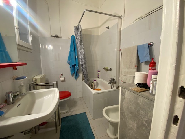 Appartamento in Vendita in Via Fratelli Dandolo 